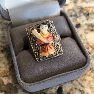 Antique or vintage chinese or japanese carved scholar man silver ring